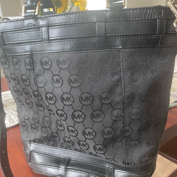 Black Patterned Women's Bag - Picture 12 of 16